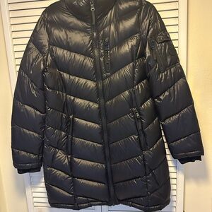 Andrew Marc Packable Lightweight Down Puffer Jacket